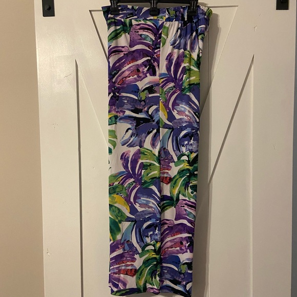 Sharagano Multicolor Abstract Print Pants Medium 
Measurements in photos - Picture 1 of 5